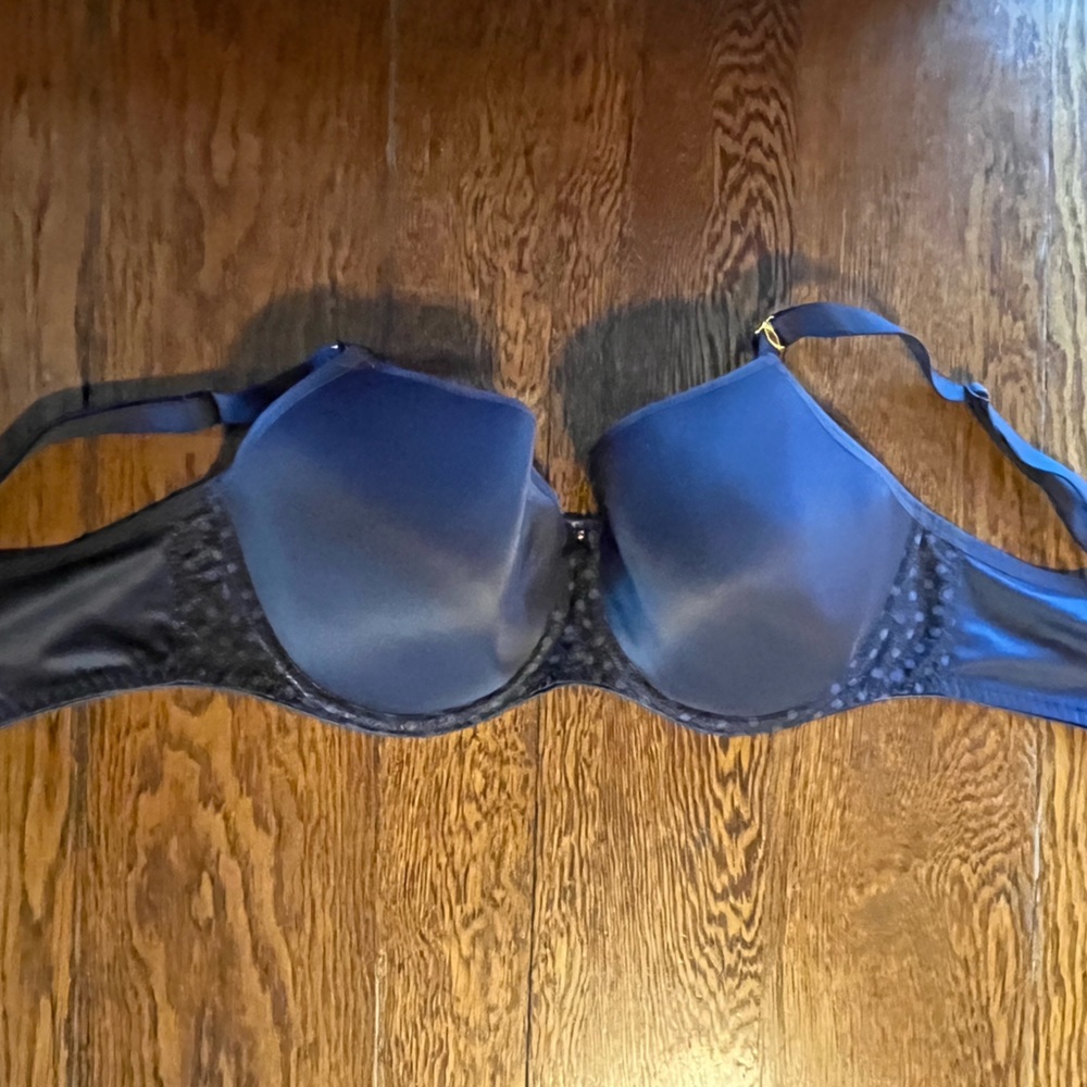 Freya Bra. Style AA5200. Size 32G.